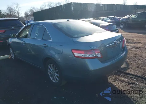 2011 Toyota Camry Xle z USA, uszkodzony, nr VIN 4T1BF3EK3BU665629